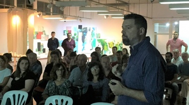 El Dr. Lisandro Reynes disertó en Luján