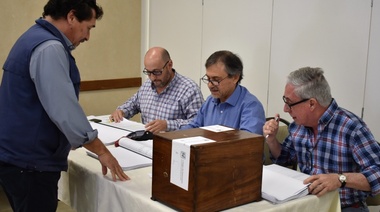 Gano la Lista 1 ‟Unidad y Participaciónʺ que preside el Dr. Osvaldo Rinaldi