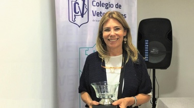 Premio a la trayectoria y al compromiso con la profesión