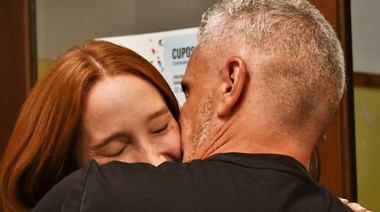 El orgullo de un padre cuando su hija se convierte en colega