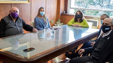 Autoridades de FeVA y del Ministerio de Salud se reunieron para trabajar por "Una Salud"