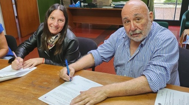 Firma de convenio entre la FCV de la UNLPam y la Municipalidad de Intendente Alvear