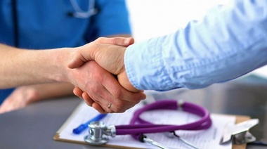 Formarse académicamente para la atención empática del cliente