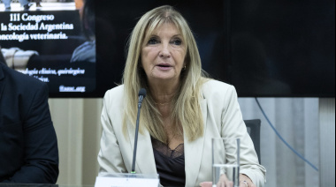 Adriana Duchene, distinguida por su aporte a la veterinaria y la investigación